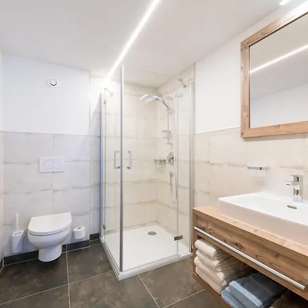 Tannberg Apartment Schroecken